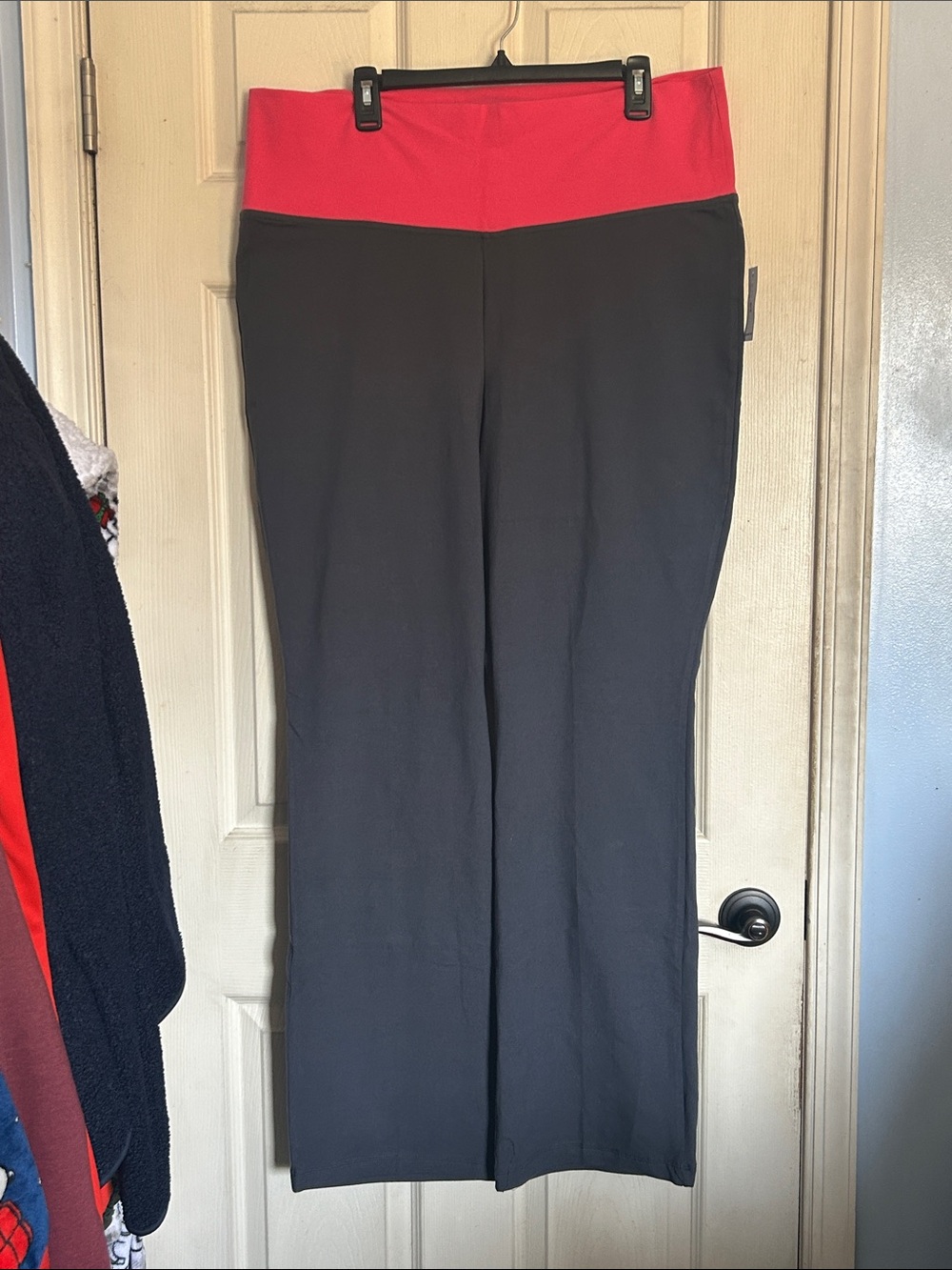 NWT Old Navy active pink/grey rollover yoga pant size XXL